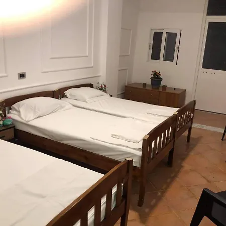 Beni Albergue