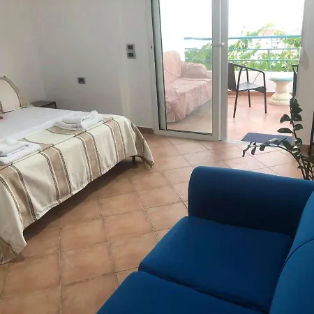 Beni Albergue Sarandë