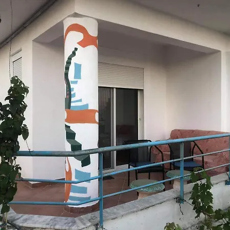 Beni Albergue Sarandë